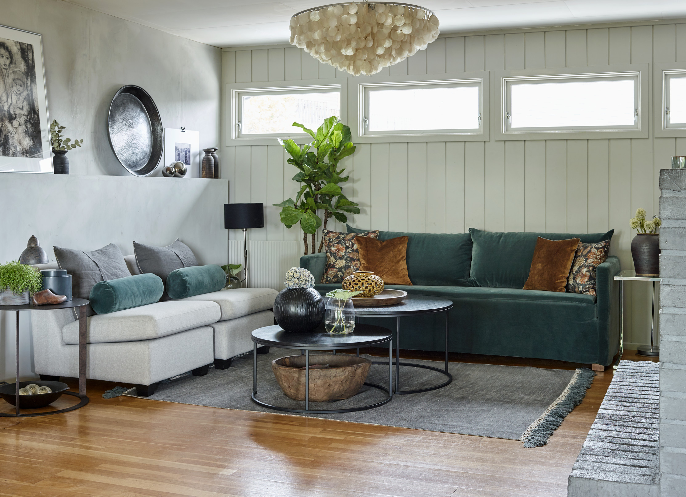 Stue med to sofaer