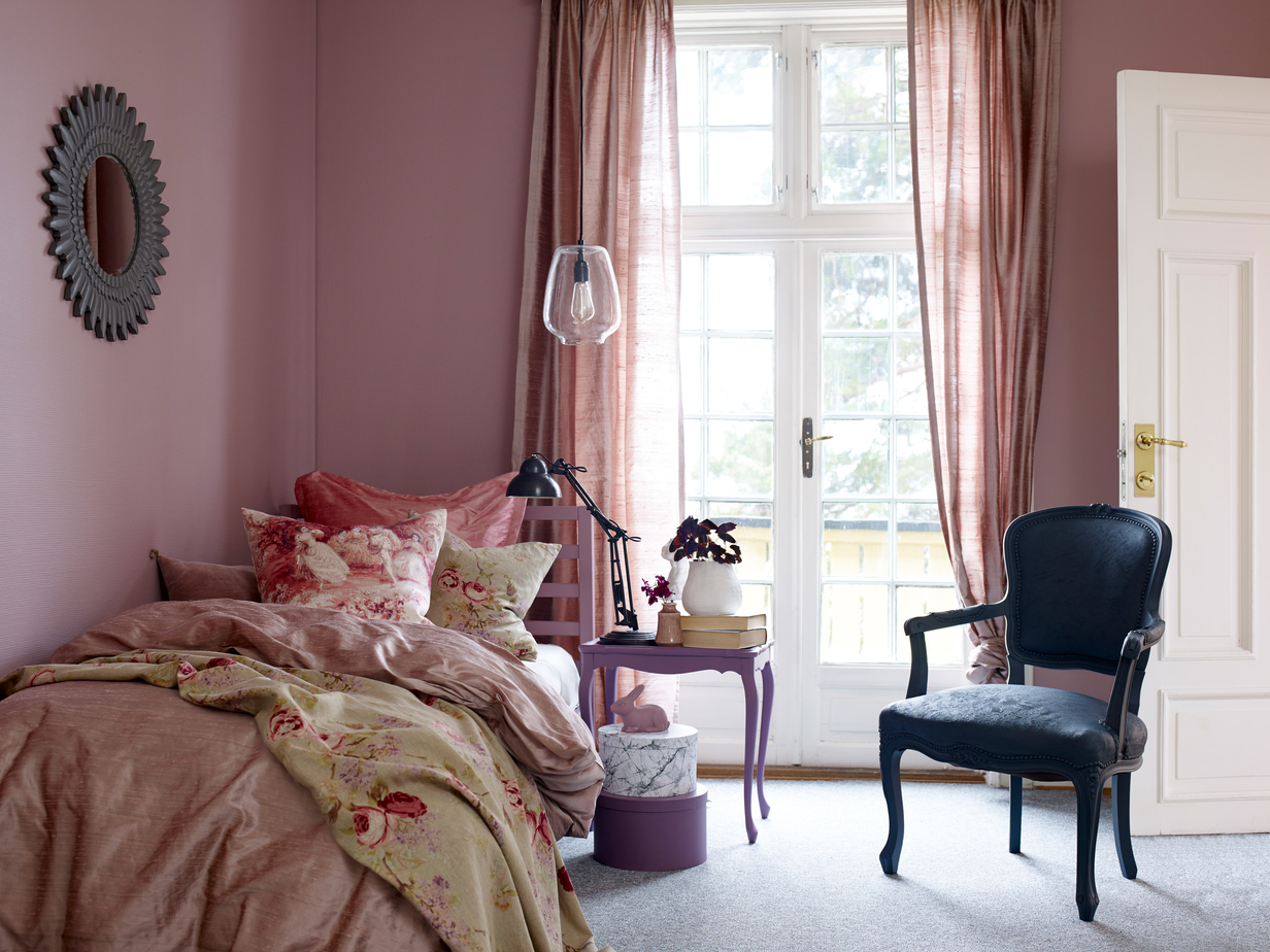 Myke Nyanser Blek Rose FR 1361.jpg
