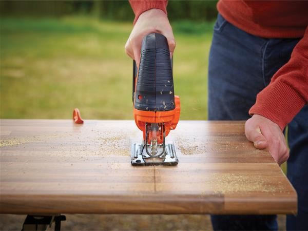 Stanley Black & Decker Black & Decker Stikksag 18V Pendel