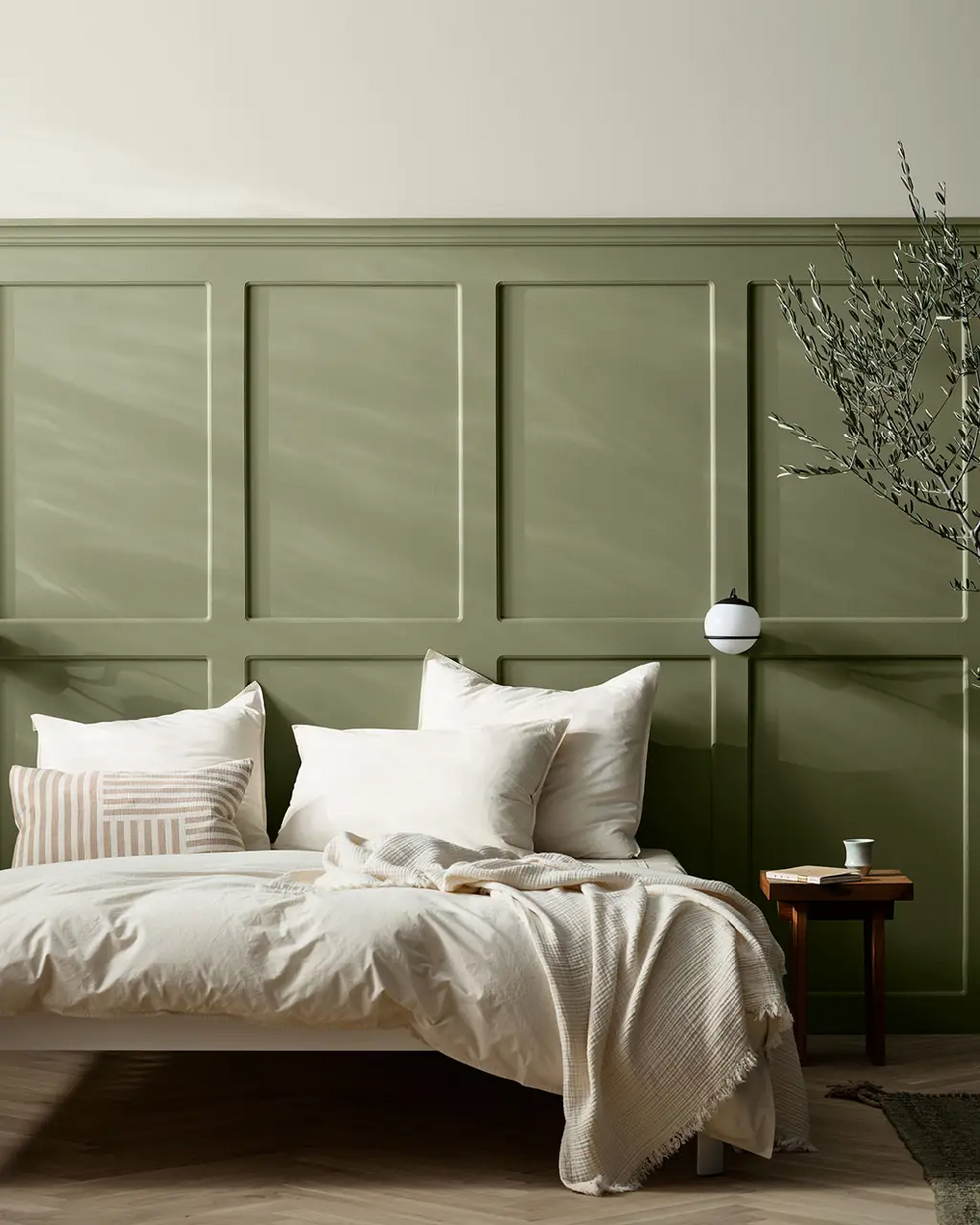 018-jotun-8493-green-tea-12077-sheer-grey-7685-subtle-green_1440x1480.png