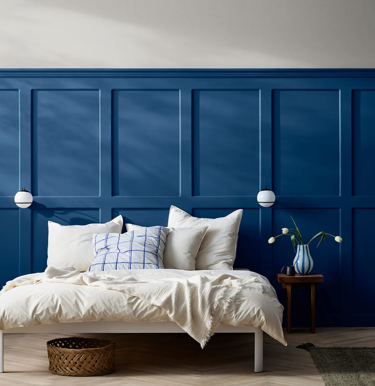 050-jotun-4947-true-blue-12077-sheer-grey_1440x1480.png