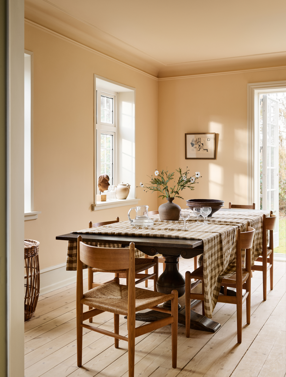 Jotun-LADY-11202-Mild-Ochre-12080-Olive-12080-Soft-Radiance-1624-Skylight.jpg