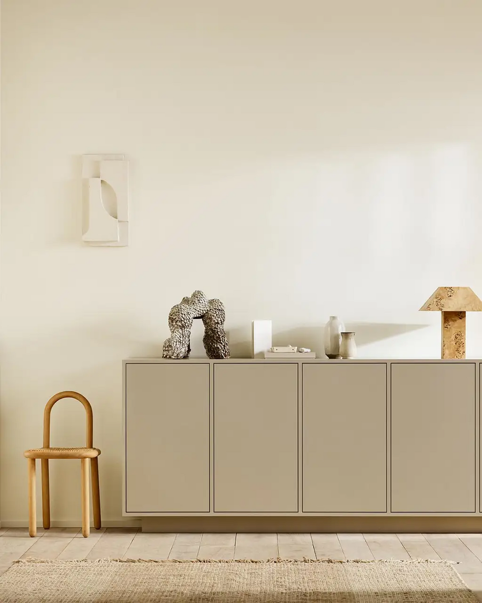 jotun-livingroom-12300-hazelnut-beige-1625-soul-02_1440x1480.png