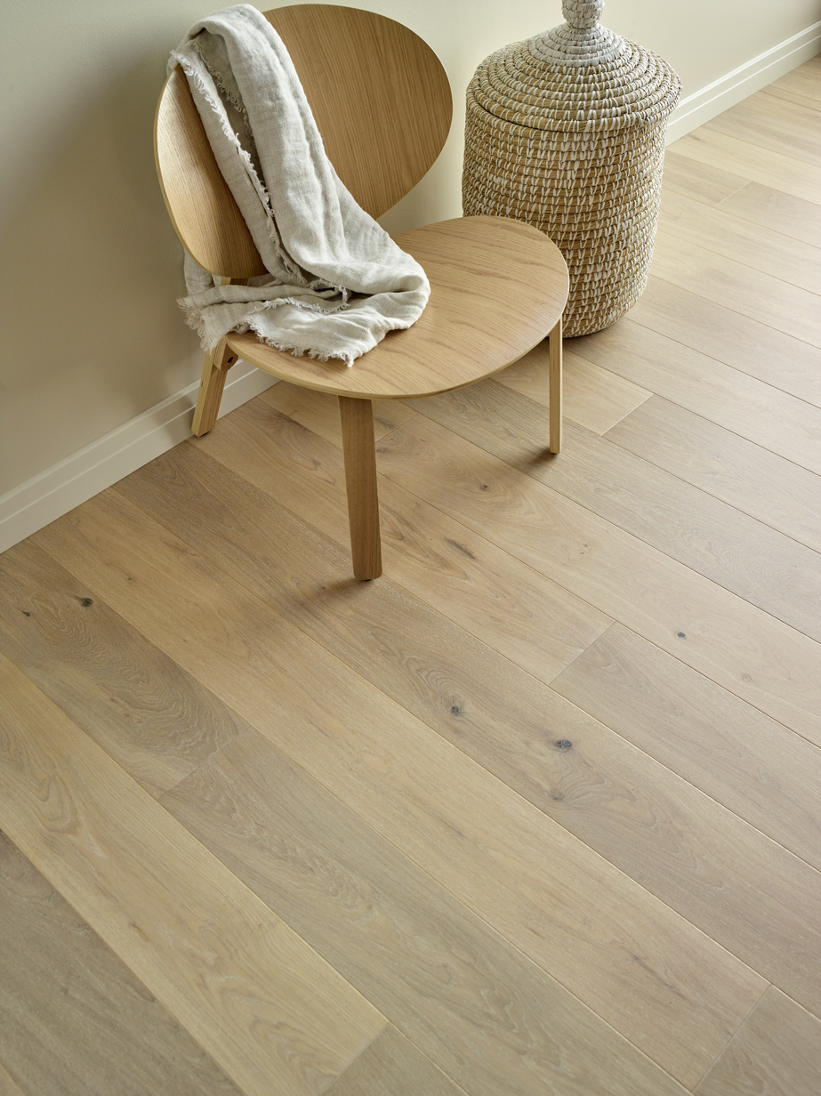 Saga Exclusive Cream Oak Parkett